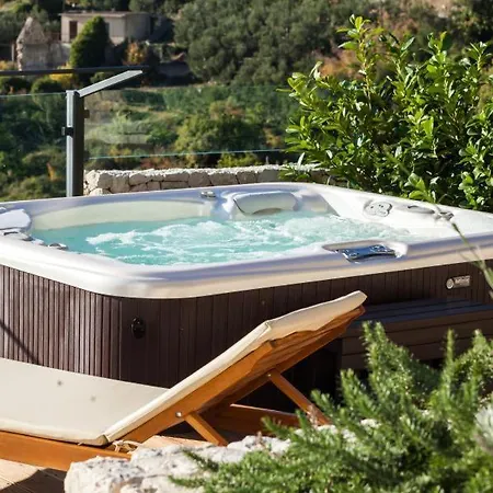 Matea * Μακάρσκα