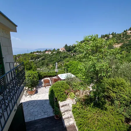 Matea Villa Makarska